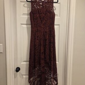 Elegant Lace Sleeveless Dress - Burgundy- Women's Large